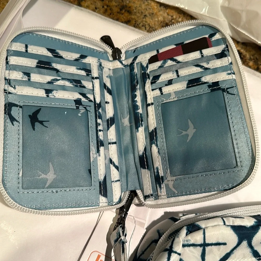 Lug Ranger crossbody and matching Rodeo wallet - Picture 13 of 13